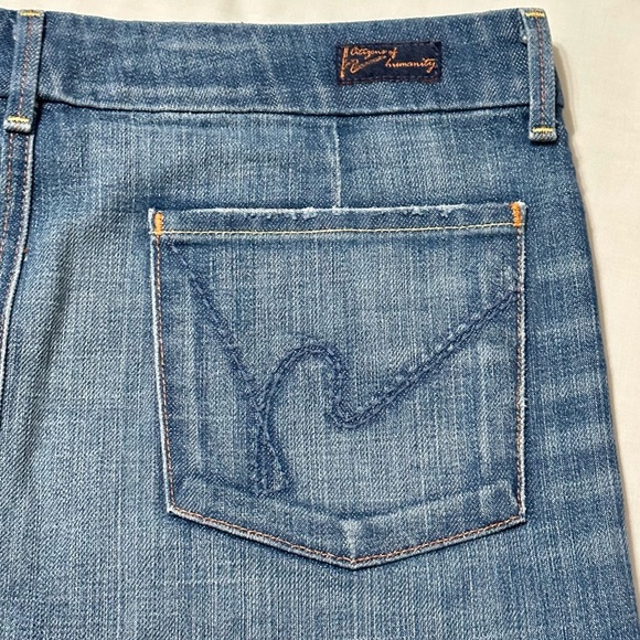 Citizens of Humanity Sophia Split Front Distressed Denim Knee Length Skirt - 6 - Picture 8 of 16